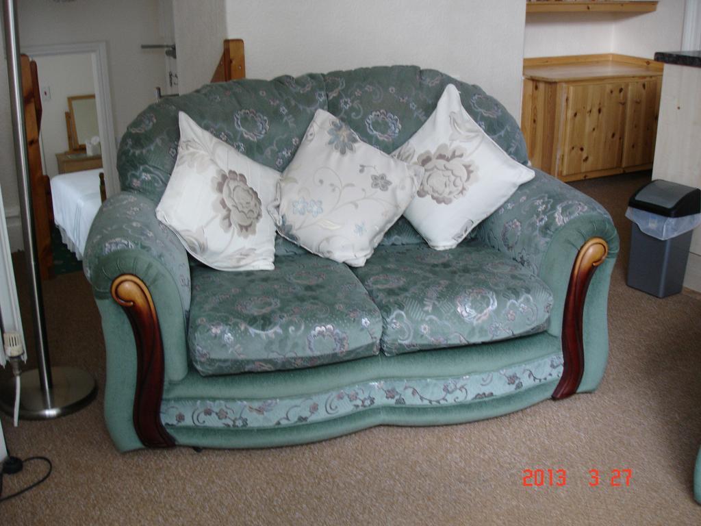 Beachmount Holiday Apartments Rhos-on-Sea Room photo