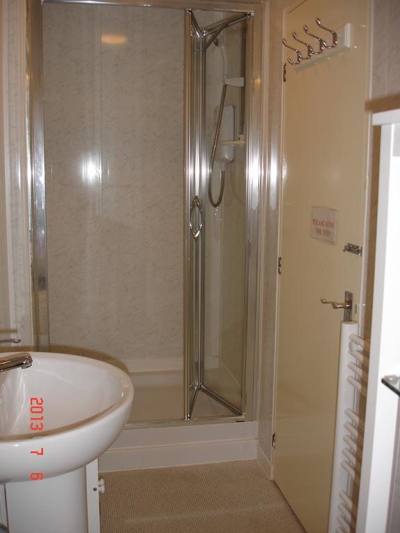 Beachmount Holiday Apartments Rhos-on-Sea Room photo