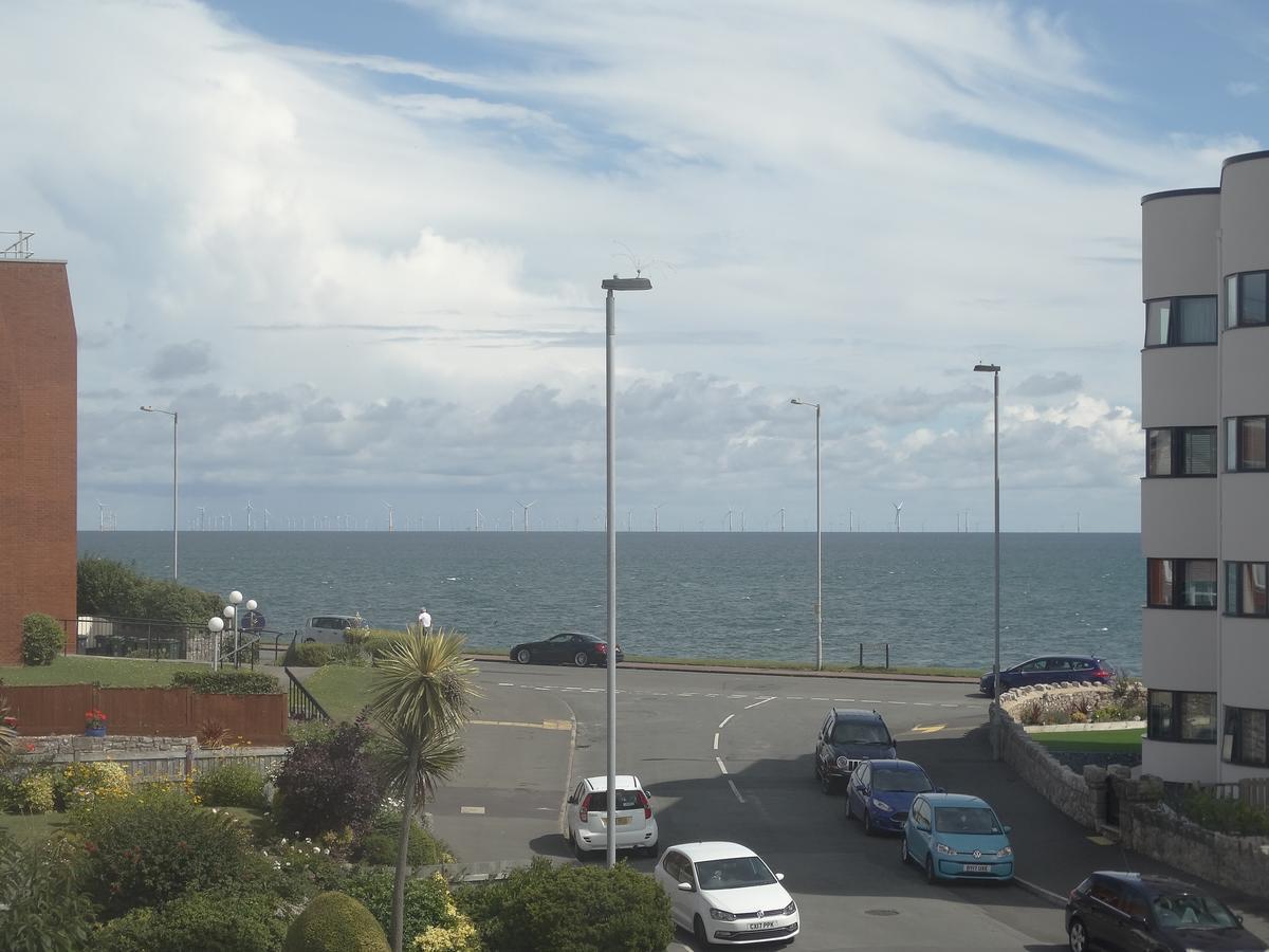 Beachmount Holiday Apartments Rhos-on-Sea Exterior photo