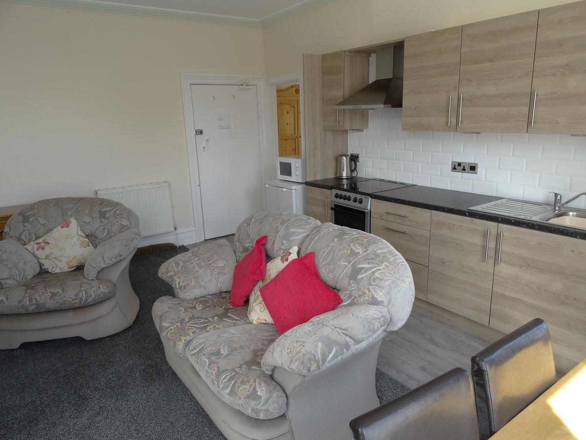 Beachmount Holiday Apartments Rhos-on-Sea Exterior photo